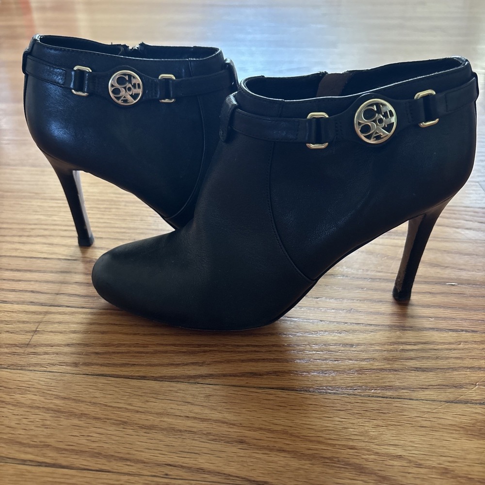 Coach Salene Women's Black Leather Ankle Bootie Heel Shoes Boots Size 7.5